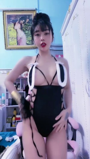 Bé Vy japan mới từ Nhật về lên sóng MMlive đây các anh – hóng phốt